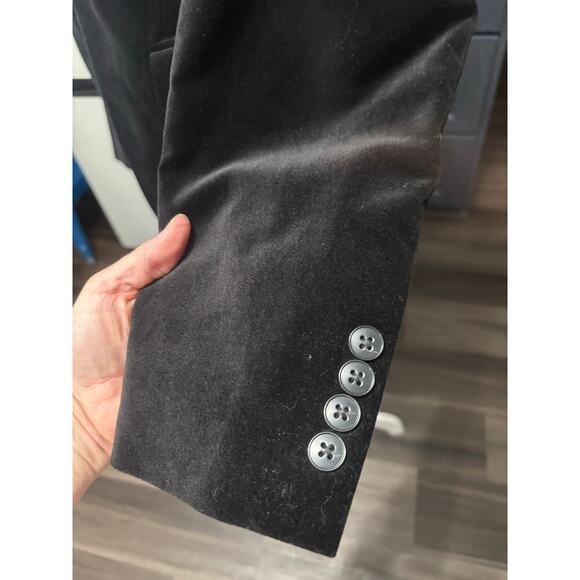 J. Ferrar velvet men’s black blazer button sz M slim preppy Holidays Christmas - Picture 8 of 8
